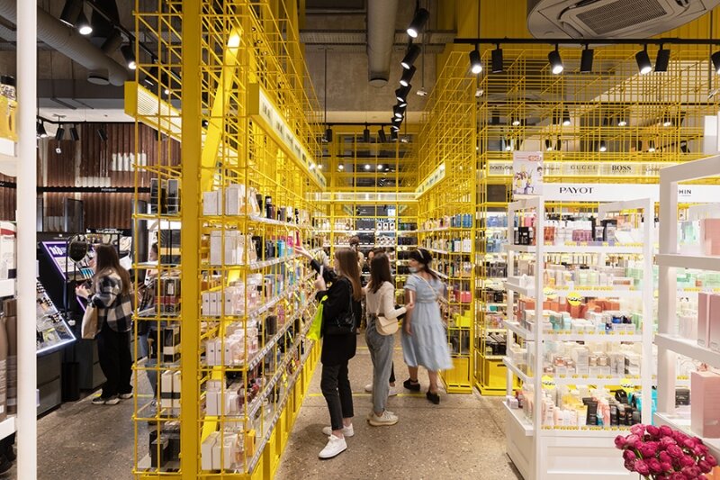 Глава «Золотого яблока» — РБК: «После 8 марта был час X»