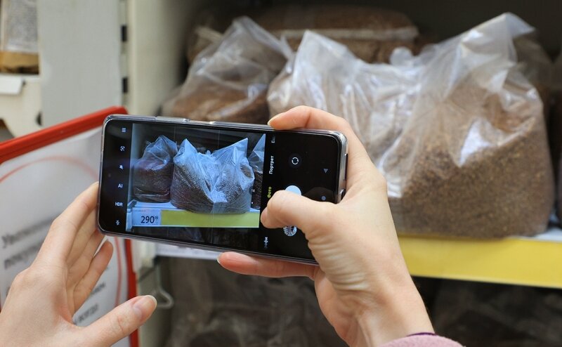 Глава «Золотого яблока» — РБК: «После 8 марта был час X»