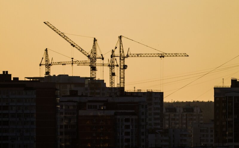 Власти предложили строить дома и школы по технологии «сталинок»