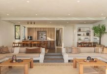 Галь Гадот продаёт виллу в Малибу на берегу океана