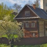 На аукционе продадут древнейший из сохранившихся памятников деревянного зодчества в Угличе