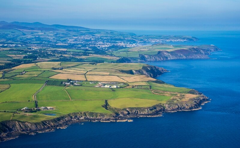 СМИ узнали о планах Маска построить спутниковую станцию в Британии