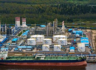 Атаки на порты Усть-Луга и Приморск могут помешать экспорту нефти