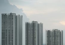 Четыре крупных банка снизили ставки по рыночной ипотеке