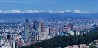 Филиппины разрешили застрявшим туристам оставаться в стране до 1 апреля