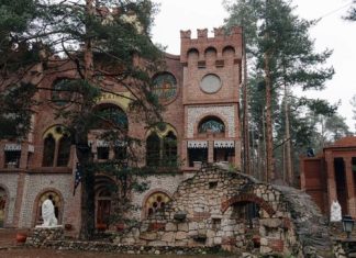 Как в Гусь-Хрустальном появилась «маленькая Италия» с частным театром на 300 мест