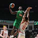 Потасовка одноклубников и разбитое лицо капитана: как УНИКС добивался победы над «Локомотивом»