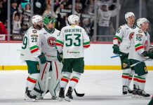 Прагматичный хоккей проиграл эмоциям: «Трактор» взял матч, «Ак Барс» ведет в серии