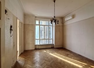 В Москве на торгах продадут квартиру в дореволюционном небоскрёбе