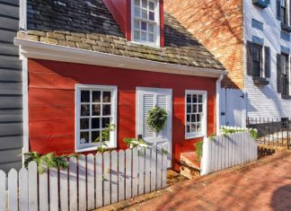 В самом старом районе Вашингтона продают дом конца XVIII века