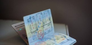 Великобритания переходит на электронные визы