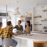 Зумеры выбирают коливинги вместо ипотеки