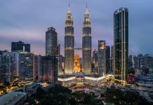 Россия планирует расширить список безвизовых стран