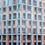 В 2026 году в России осталось завершить 77 долгостроев