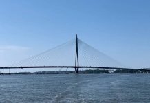 В Хельсинки открылся один из самых длинных пешеходных мостов мира