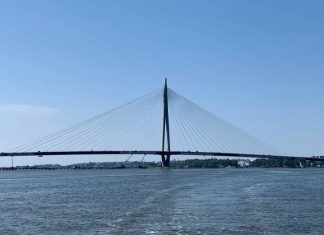 В Хельсинки открылся один из самых длинных пешеходных мостов мира