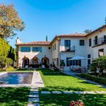 В Лос-Анджелесе продаётся поместье Оззи Осборна