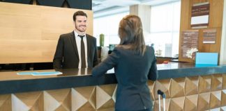 В российские отели можно заселяться без паспорта